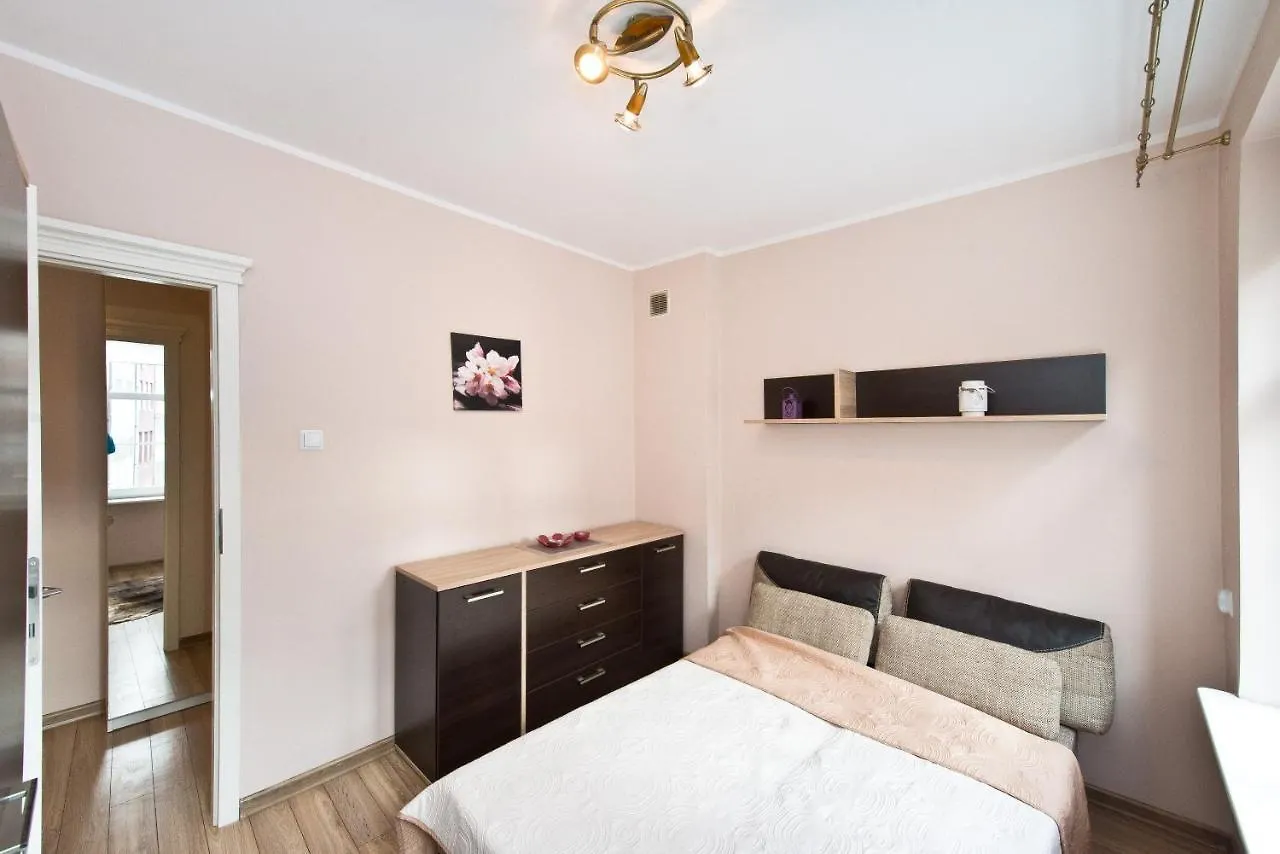 Gdanskie Apartamenty - Old Town Rooms & Apartments 0*, Gdansk